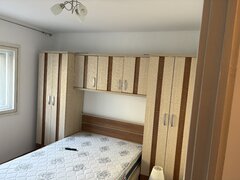 Piata Resita sector 4